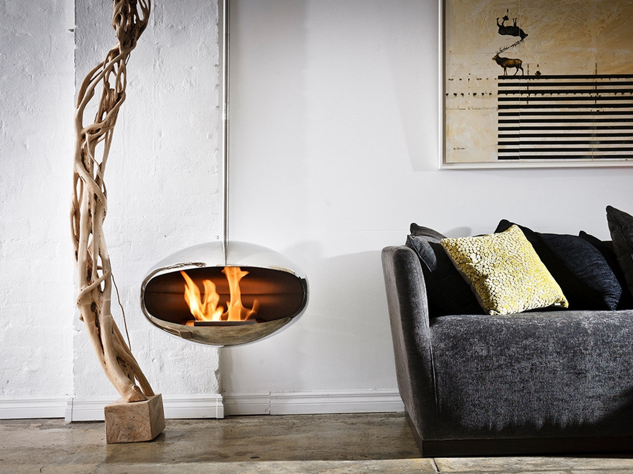 Cocoon Aeris Polished Steel with Steel Pole