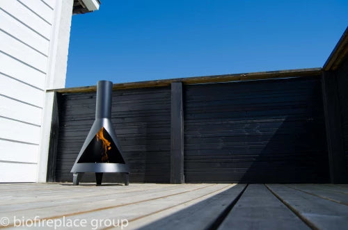 Steel Bio Fire in Wood Burner Design